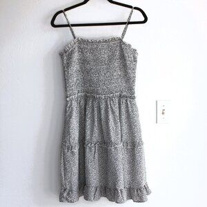 Jessica Simpson Dress Women's Medium Black White Smocked Spotted Stretch